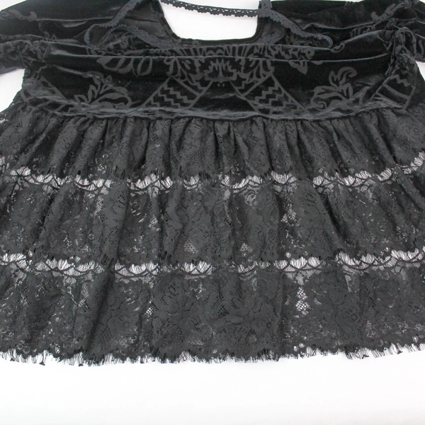 Free People Top Blouse Women's Size S/P 3/4 Sleeves Black Floral Lace Accent