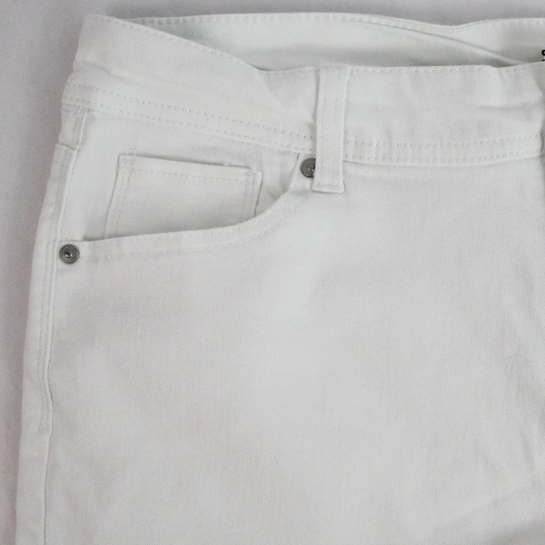 Style & Co. White Cotton Blend Shorts Women's Size 14