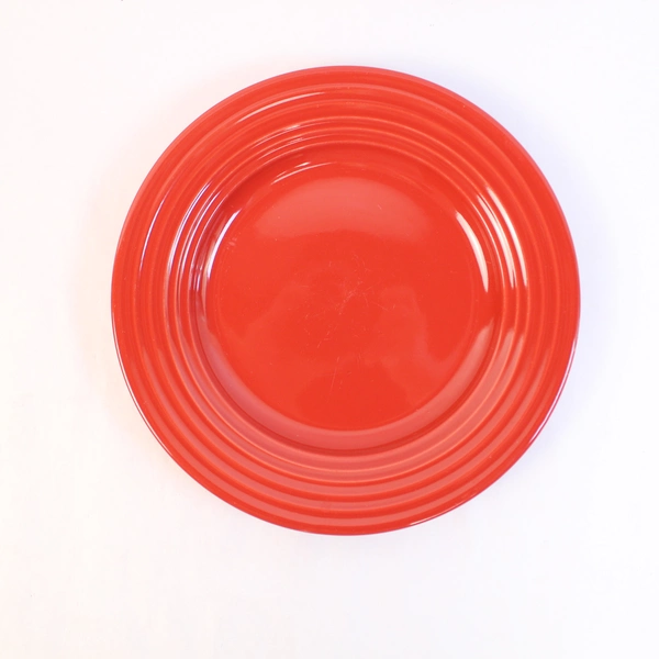 Lot of 4 Salad Pasta Dinner Plates Gibson Home Ceramic 8.25 Inch Cherry Red