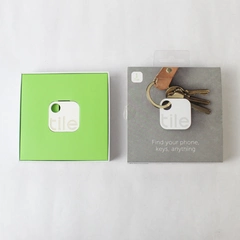 TILE Bluetooth Smart Tracker For Lost Phone Or Keys Pre-owned Used