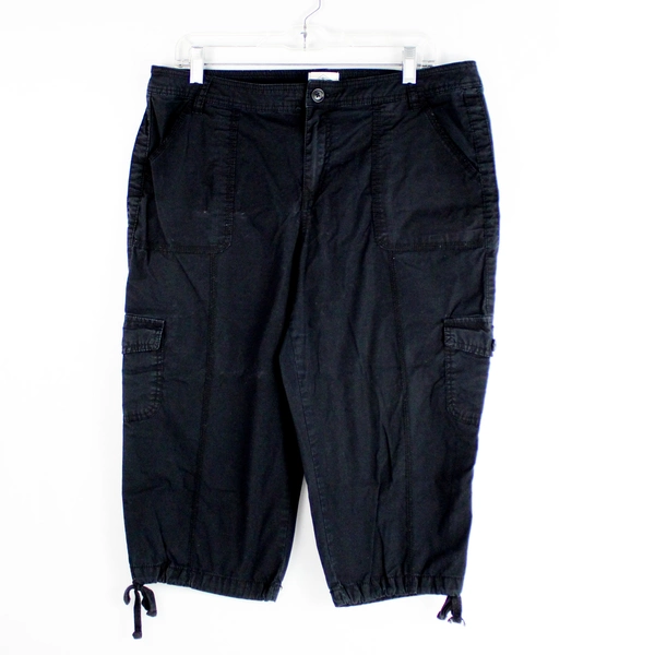 St. John's Bay Black Cotton Cargo Capri Pants Women's Size 14