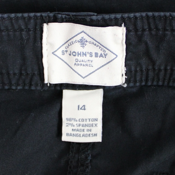 St. John's Bay Black Cotton Cargo Capri Pants Women's Size 14