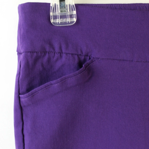 Signature Slimming by Christopher & Banks Purple Capris Women's Size 4P