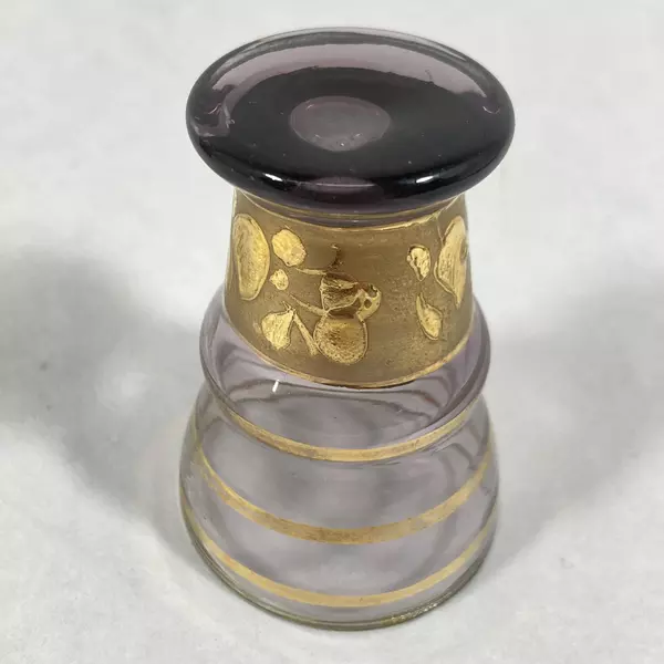 Vtg Lavender Crystal Cordials Set of 3 with Gold Floral Band Good Condition