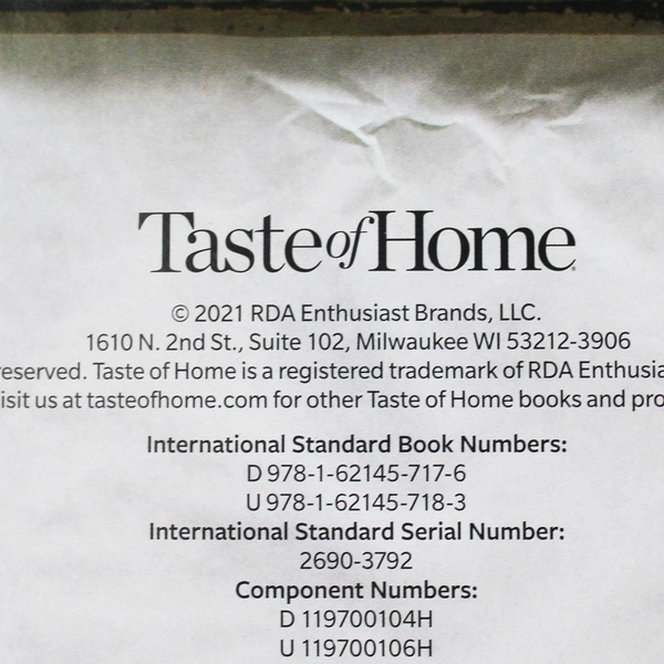 Lot of 2 Taste of Home Test Kitchen Favorites 2021 Holiday & Celebrations 2020