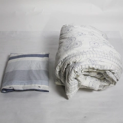 Crate & Barrel Blue and White Striped Twin Bed Comforter Duvet 82 x 65