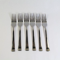 Set of 6 Oneida Silver Avery Stainless 18/0 Dinner Forks 8 Inch OHSAVE 