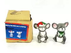 Vintage Mistletoe Mice Salt & Pepper Set Christmas Decor 2 Pieces