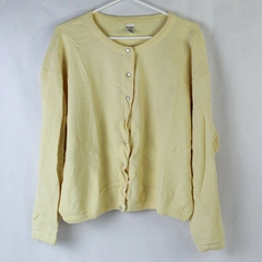 Rapizzi Women's Sweater One Size Fits All Yellow Faux Pearl Snap Closure