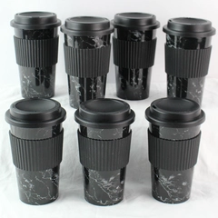 Lot of 7 Mainstays Black Plastic Marble Pattern Cups 18 oz. With Sleeves Lids