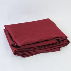 Unbranded Lot of 2 Burgundy Tablecloths 78R Dining Room Home Decor