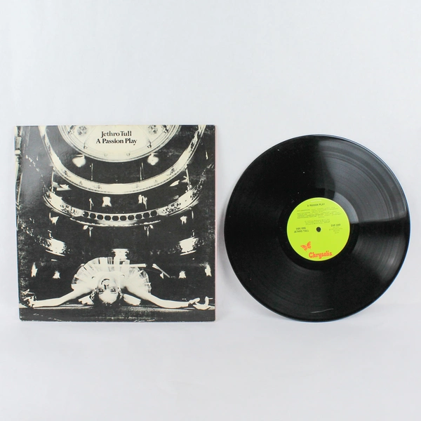 Jethro Tull A Passion Play LP Chrysalis CHR 1040 1973 Gatefold Insert