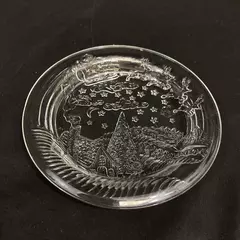 KIG Indonesia Embossed Christmas Plate Santa Church Scene 7.25 Inch