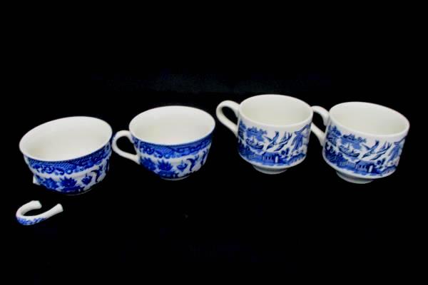 Mixed Set of 4 Vintage Blue & White Tea Coffee Cups Churchill England, Japan