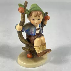 Vintage 1960-72 Goebel M J Hummel Apple Tree Boy Figurine 142 3/0 Germany 4 inch