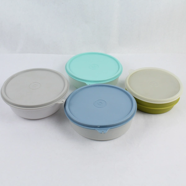 Lot of 4 Tupperware Lunch Containers with Lids 1405-18 1405-16 1842-27 & 1356-14