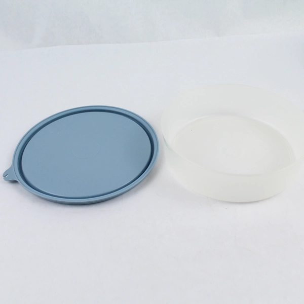 Lot of 4 Tupperware Lunch Containers with Lids 1405-18 1405-16 1842-27 & 1356-14