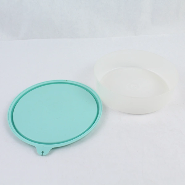 Lot of 4 Tupperware Lunch Containers with Lids 1405-18 1405-16 1842-27 & 1356-14