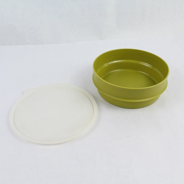 Lot of 4 Tupperware Lunch Containers with Lids 1405-18 1405-16 1842-27 & 1356-14