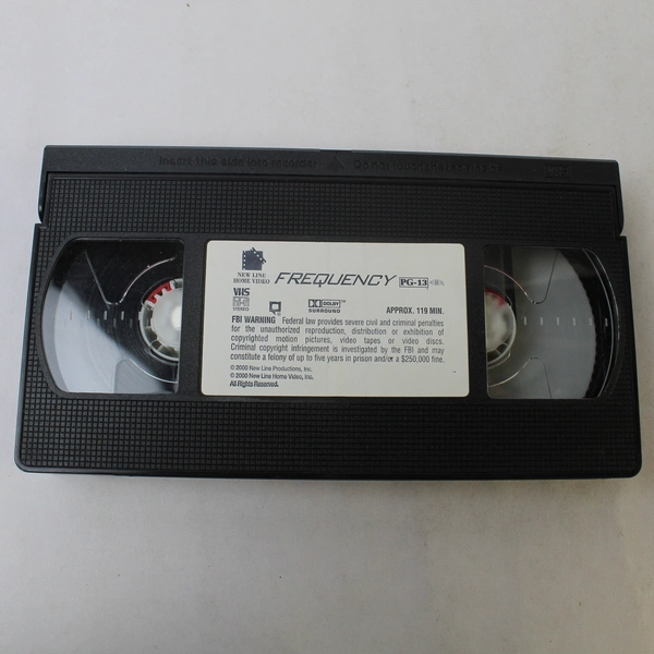 Frequency VHS 2000 New Line Home Entertainment Dennis Quiad Jim Caviezel
