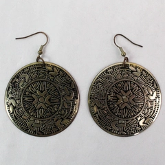 Pair of Gold Toned Flower and Leaf Pattern Round Earrings 2 Inch