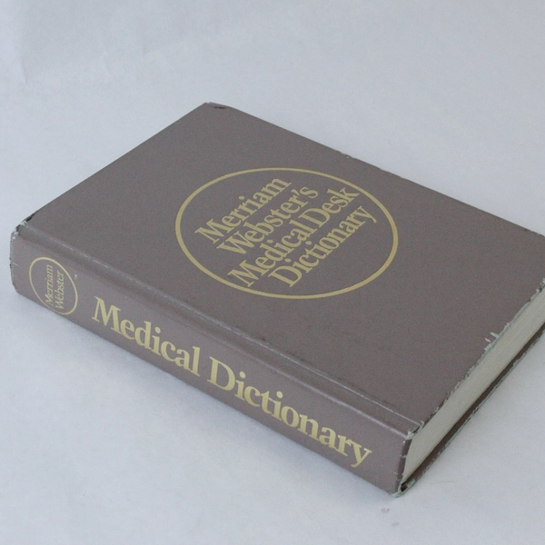 Merriam Webster's Medical Desk Dictionary 1993 Hardcover Index Tab Reference