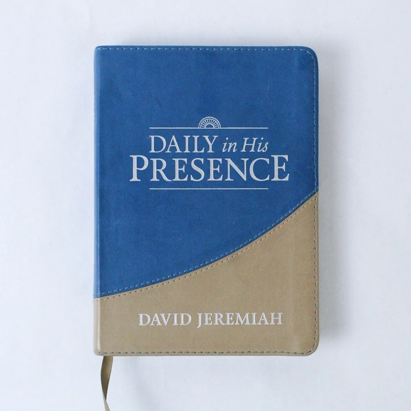 David Jeremiah Daily in His Presence 2019 Turning Point Softcover Book
