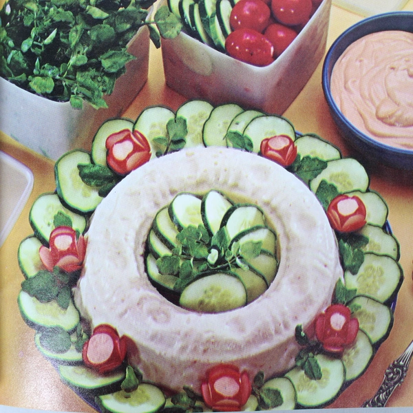 The Blender Way To Better Cooking by Betty Sullivan 1965 1st Edition HC