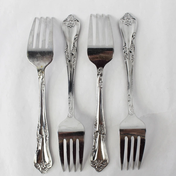 Lot of 4 Oneida Flatware Forks Stainless Steel Floral Art Deco Patterns