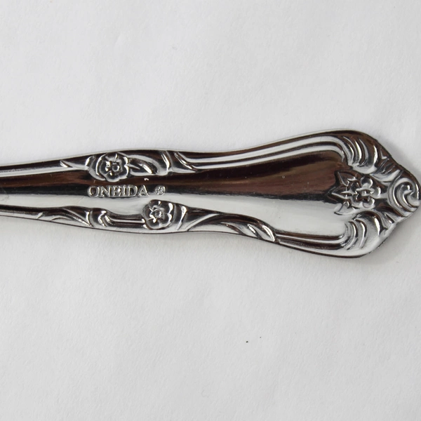 Lot of 4 Oneida Flatware Forks Stainless Steel Floral Art Deco Patterns