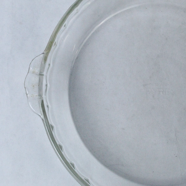 Vintage 9 1/2 Inch Pyrex No229 Clear Glass Pie Plate Fluted Edge Handle USA