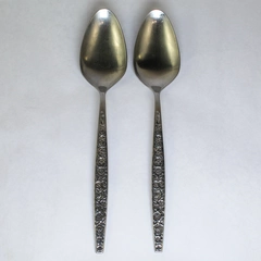 Set of 2 International Decorator Stainless Dubonnet Serving Spoons 8 3/4 Inch