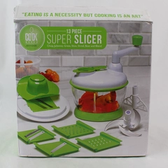 Cookworks 13 Piece Green and White Plastic Super Slicer for Produce
