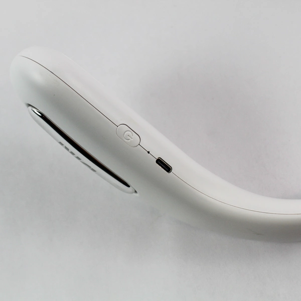 Diki Portable Neck Fan WT-F41 White Rechargeable Tested Pre-Owned 2.5"x8"