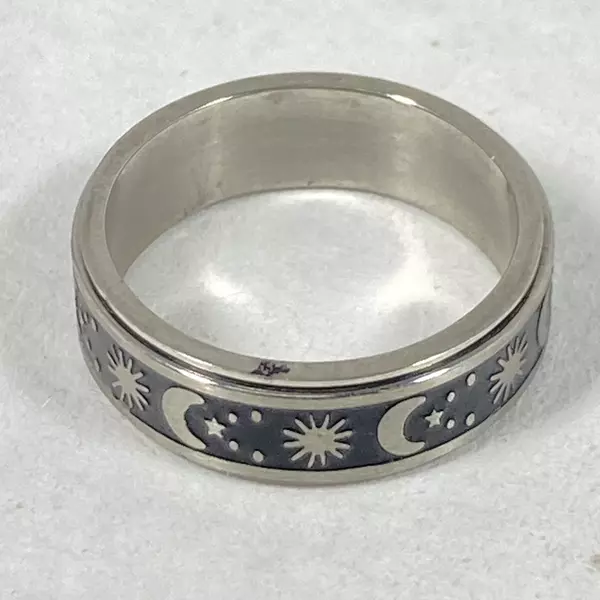 Enamel Moon And Sun Spinner Ring Silver Tone And Black Women's Size 6