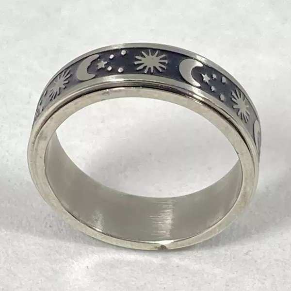 Enamel Moon And Sun Spinner Ring Silver Tone And Black Women's Size 6
