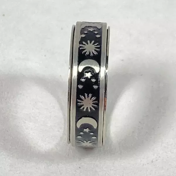 Enamel Moon And Sun Spinner Ring Silver Tone And Black Women's Size 6
