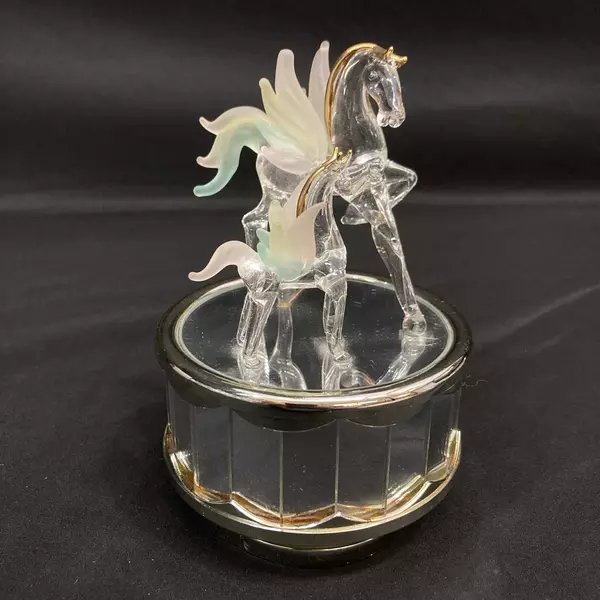 Mayflower Glass Hand Sculpted Mirrored Pegasus Music Box 22K Trim Carousel Waltz