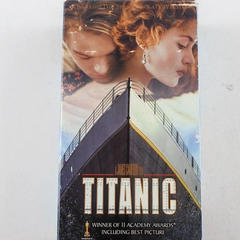 Titanic VHS 1998 Two Tape Set Paramount Leonardo DiCaprio Kate Winslet