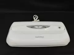 Seal A Meal Food Vacuum Sealer Model VS107 White