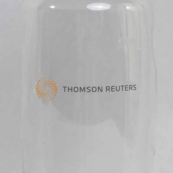 Lot of 7 Thomson Reuters Clear Plastic Liquid Containers with Pour Spouts 28oz