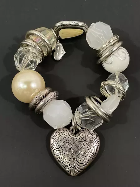 Stretch Band Bead Bracelet With Heart Pendant By Sara