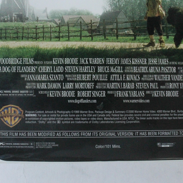 A Dog of Flanders VHS 2000 Warner Bros Jon Voigt Historical Drama 18137