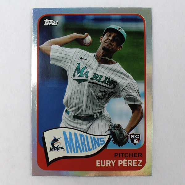 Lot of 37 2023 Topps Fan Favorites Starter Cards