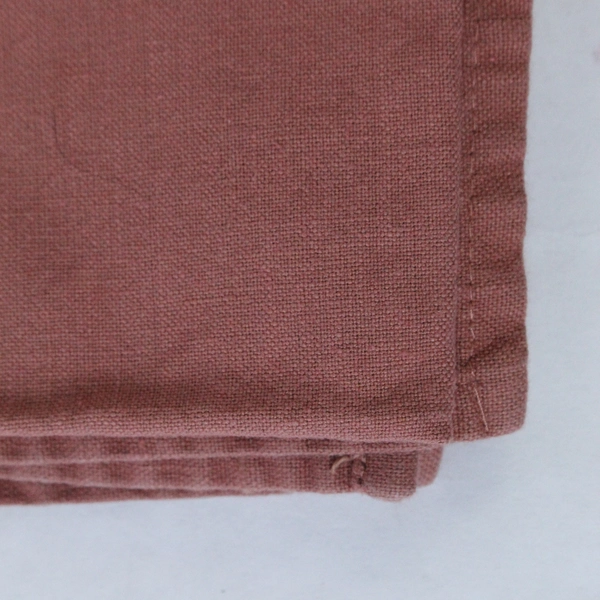 Set of 4 Salmon Colored Woven Dinner Napkins 15" Square Pre-owned