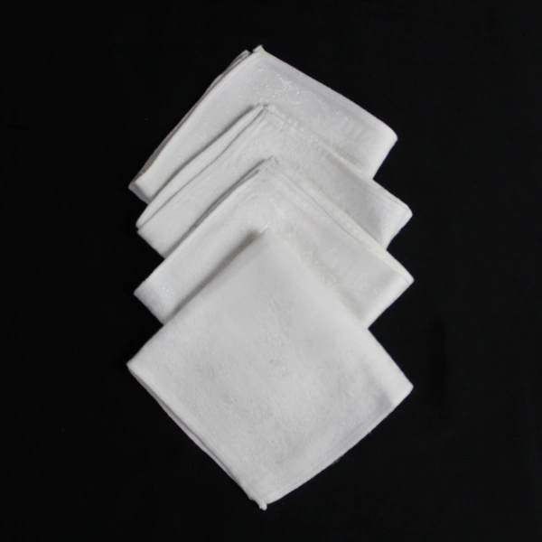 Lot of 4 Woven Cloth Napkins Cream Straight Hem Dining Home Decor