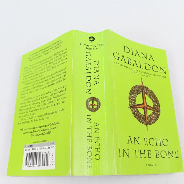 An Echo In The Bone by Diana Gabaldon Outlander Series 2011 Dell Paperback