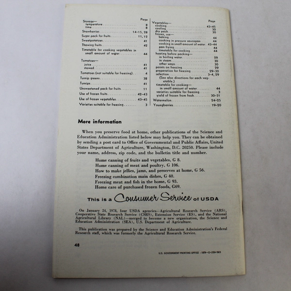Vintage Booklet Home Freezing of Fruits and Vegetables 1976 Bulletin No10