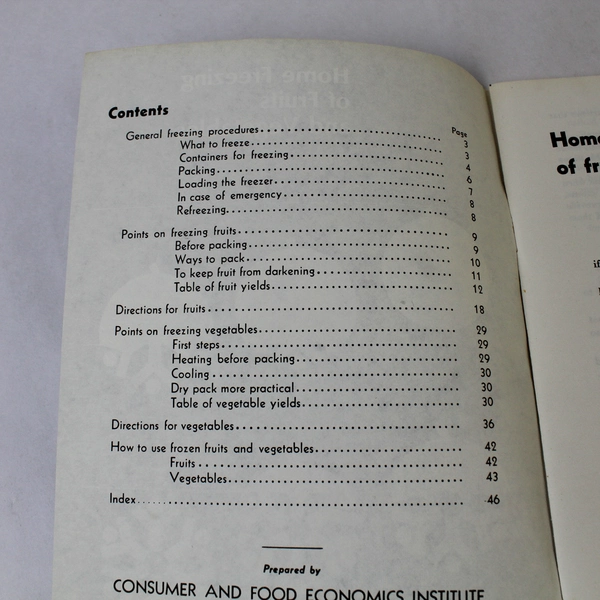 Vintage Booklet Home Freezing of Fruits and Vegetables 1976 Bulletin No10