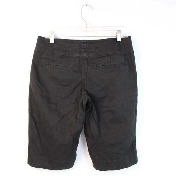 Ninety Women's Cropped Pants Size 10 Black with Pockets & Button Closure
